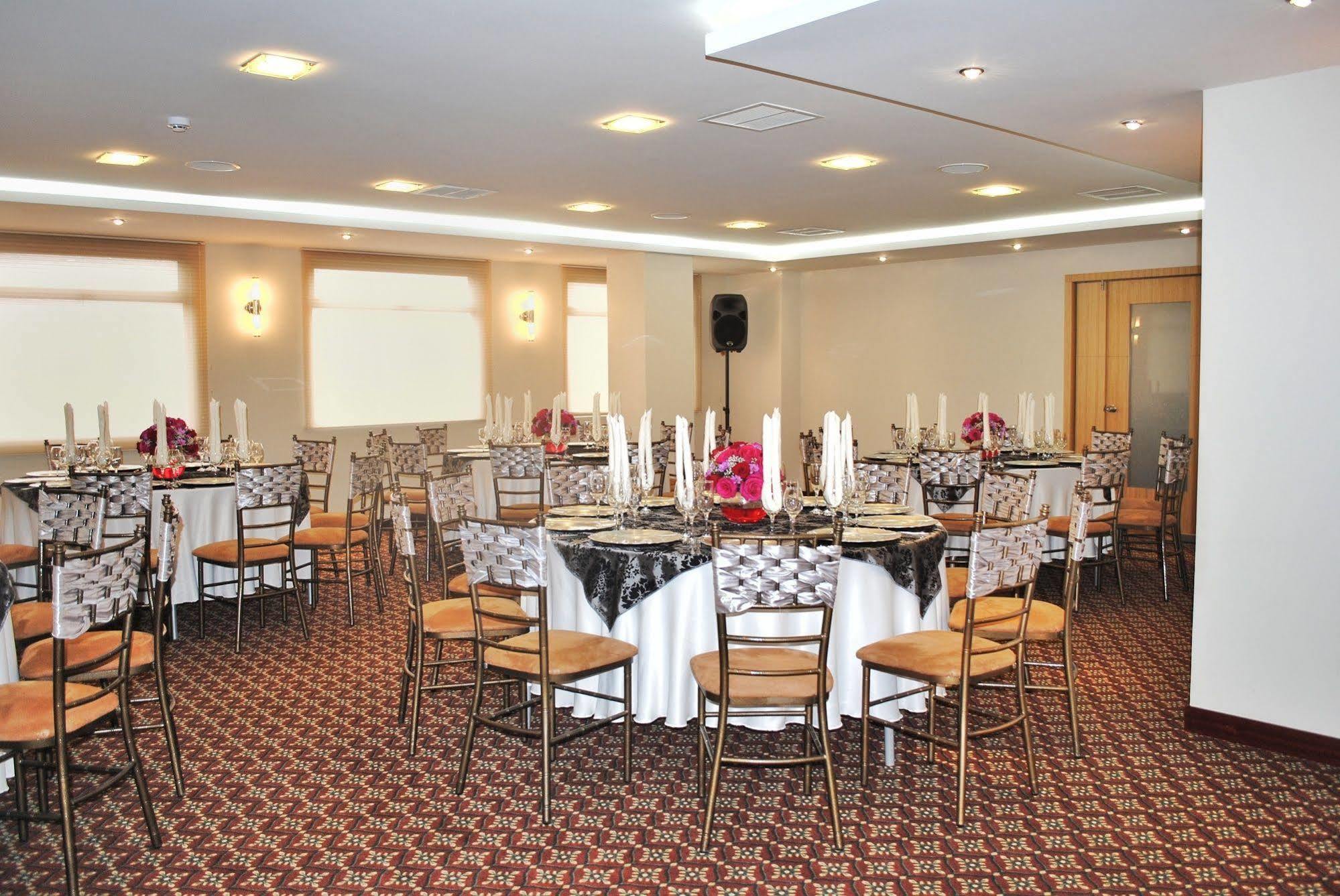 Casben Hotel لوخا المظهر الخارجي الصورة